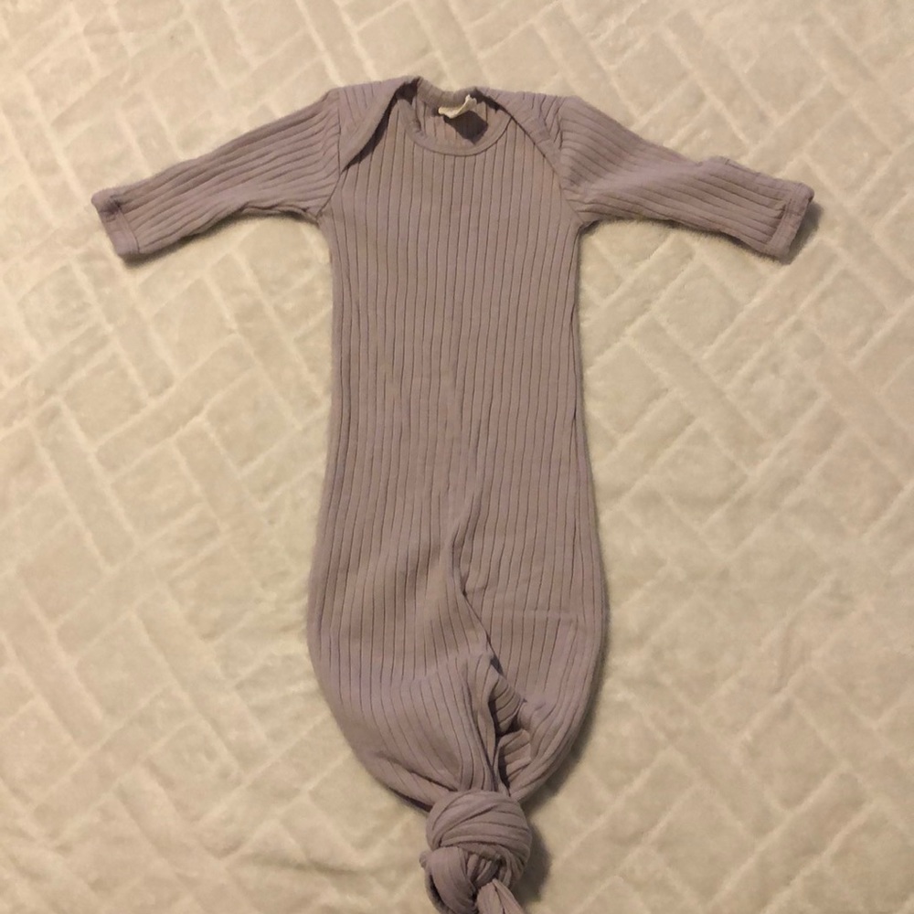 NWOT Kate Quinn Ribbed Knotted Gown